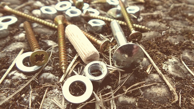 ** Przeróbki DIY: Proste triki, które odmienią Twoją garderobę - 1 2025