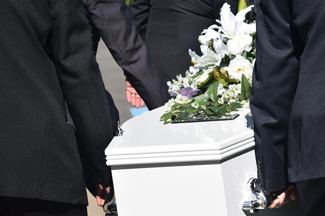 Jak Wybrać Zakład Pogrzebowy: Kompleksowy Przewodnik